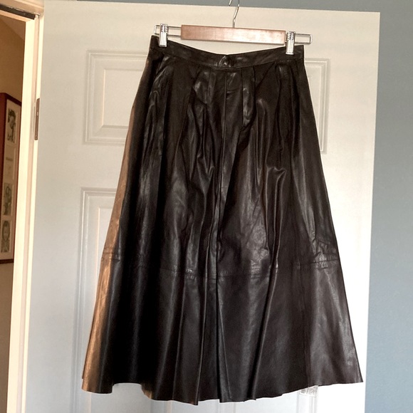Vintage West Bay midi dark brown leather skirt - Picture 3 of 14